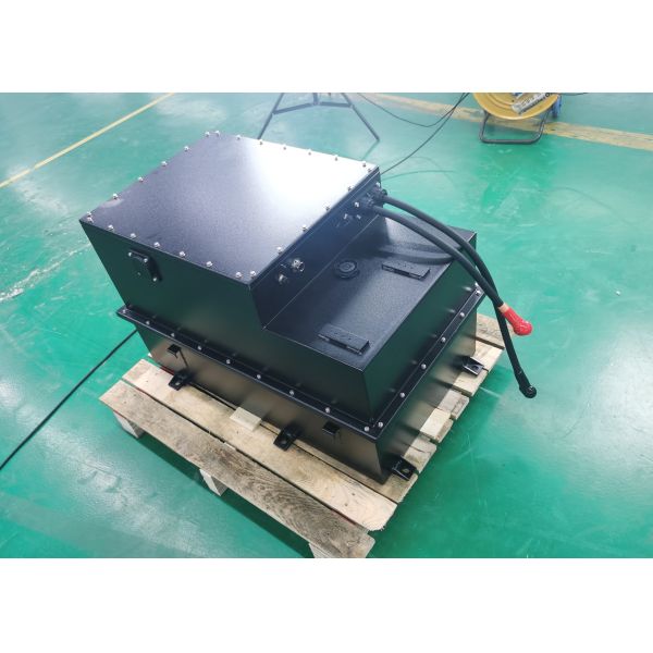 76.8V350Ah Lithium Tractor Battery 26.88KWh IP67 Lithium Battery