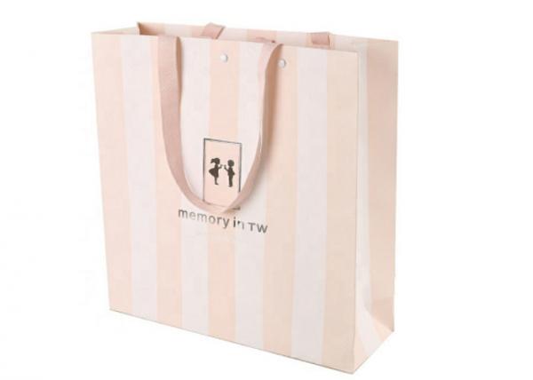 Pink Color Paper Shopping Bags Vivid Accurate Printing OEM / ODM Available