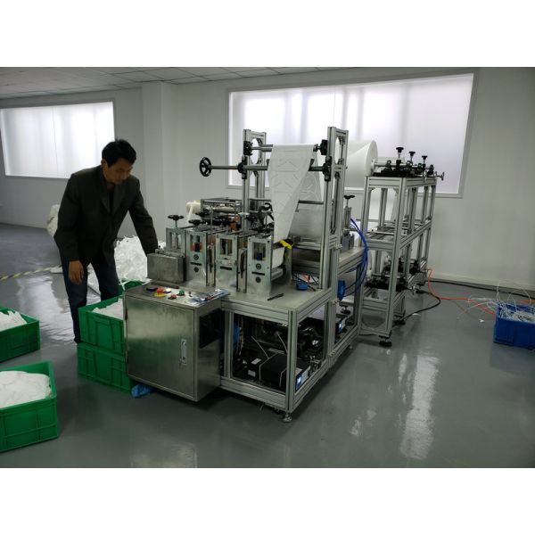 High Safety Face Mask Maker Machine , KN95 Disposable Face Mask Machine