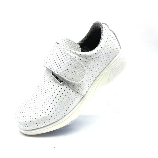 White Nurse Safety Shoes Lightweight Breathable Steel Toe Shoes