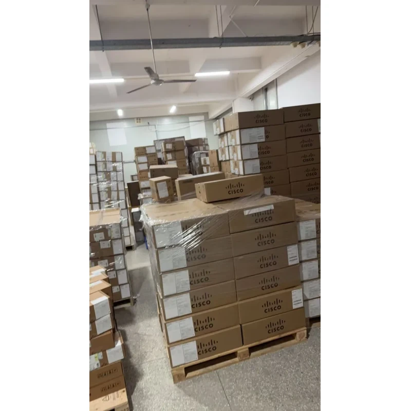 Versatile Netengine 8000 M8 Access and Aggregation Router