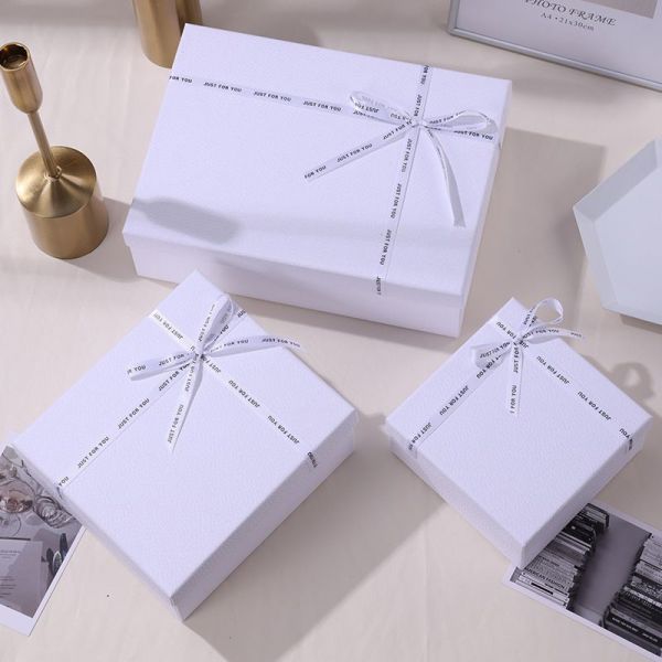 Rectangle Cosmetic Lid And Base Box Rigid Cardboard Paper Gift Packaging Box