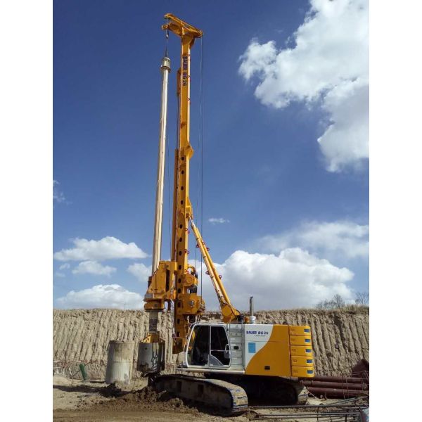 BK200/368/3/18m Drilling Rig Kelly Bar 40m Depth For Piling Rig Machine Drilling Hole