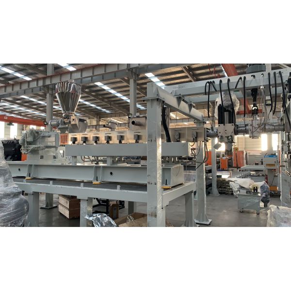 Twin Screw PET Plastic Sheet Extruder Line Making Machine ，High torque high capacity