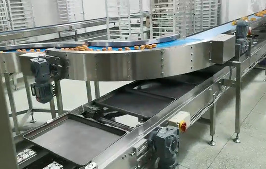 ISO 9000 Semi Automatic Cake Production Line For Egg Yolk Pie
