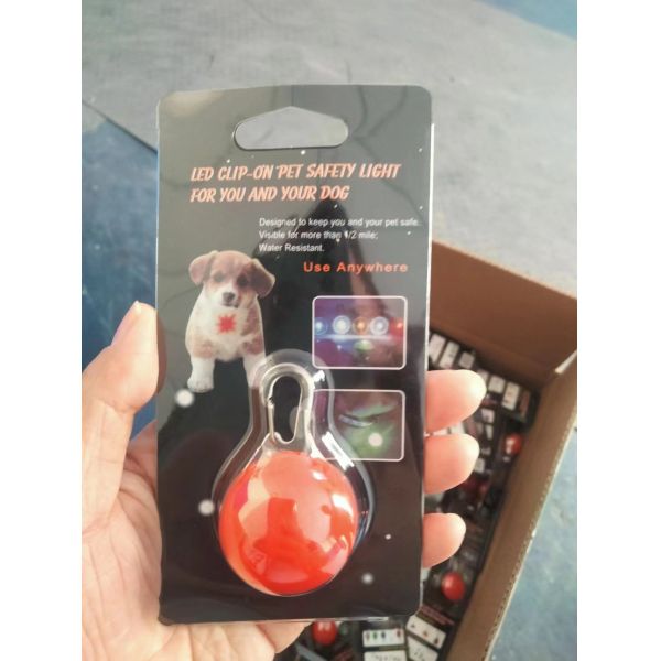 Customized Flashing Dog Collar Tags Red / Blue / Yellow / Green Flashing Safety Lights For Dogs