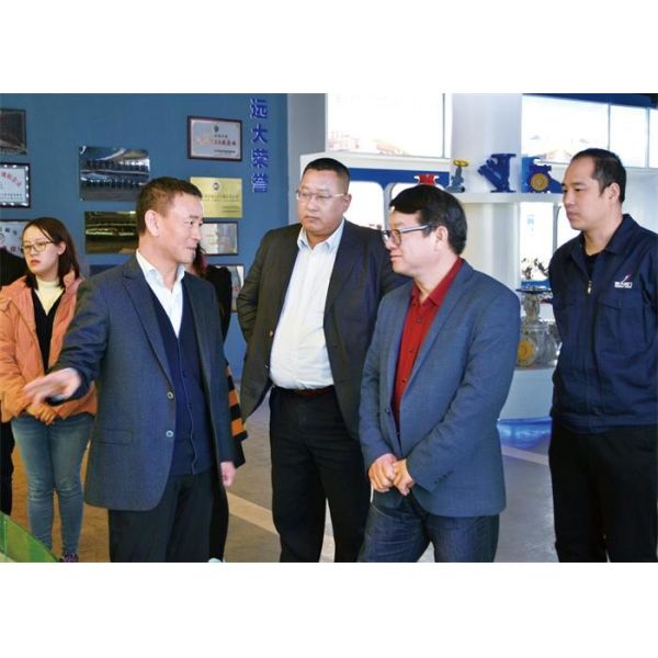 Rustproof Stainless Steel Ball Float Valve , 1PS Threaded 1000 Wog Ball Valve