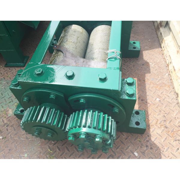 Double Roller Extrusion Granulating Machine , Fertilizer Equipment For NPK