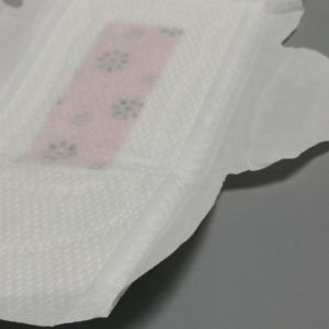 Buy cheap Maxi Anion Sumitomo SAP Laid Paper Overnight Sanitary Napkins product