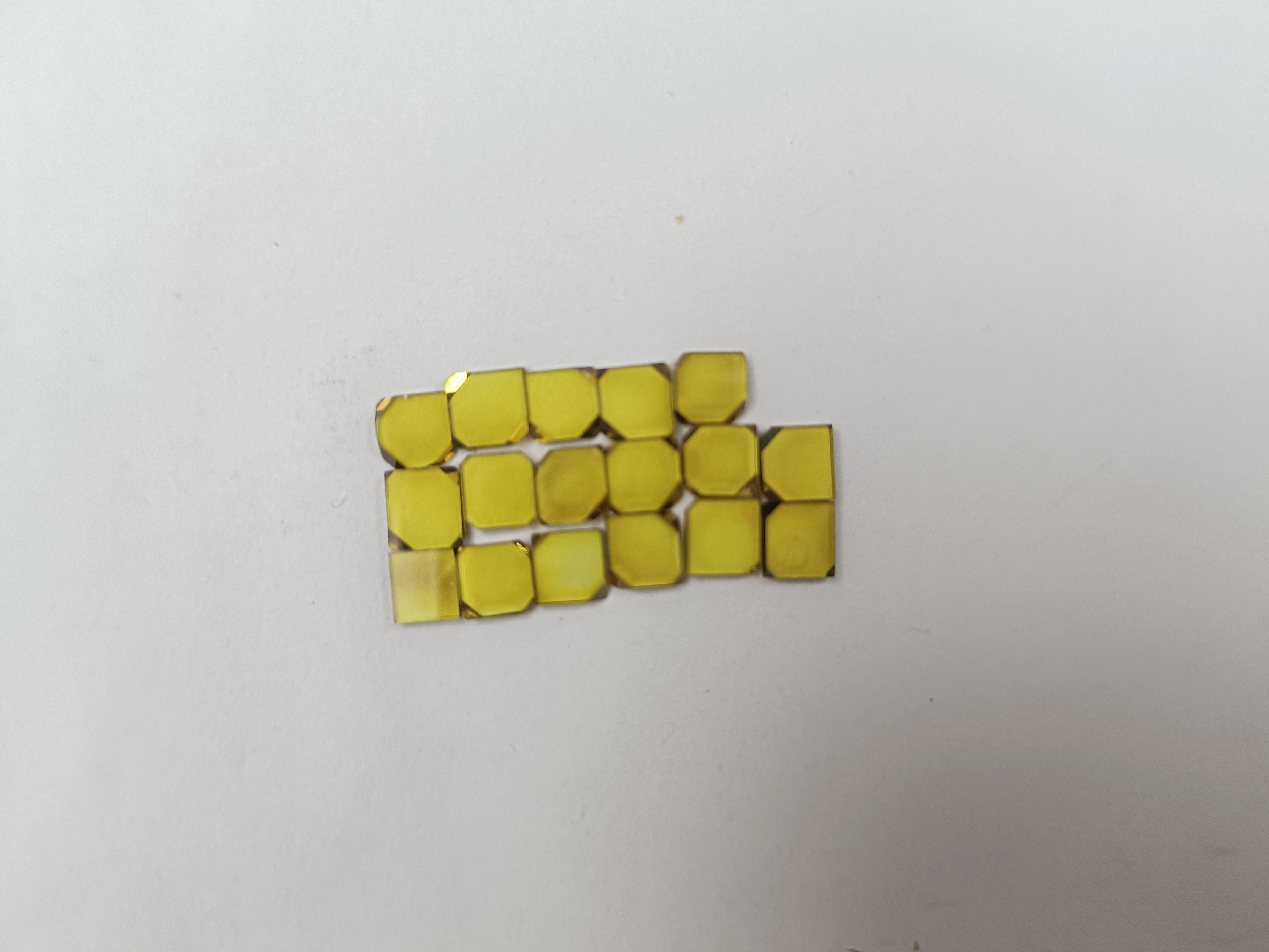 Lab Grown Synthetic Yellow Diamond Hpht Mono Diamond Plates 3*3*0.3mm