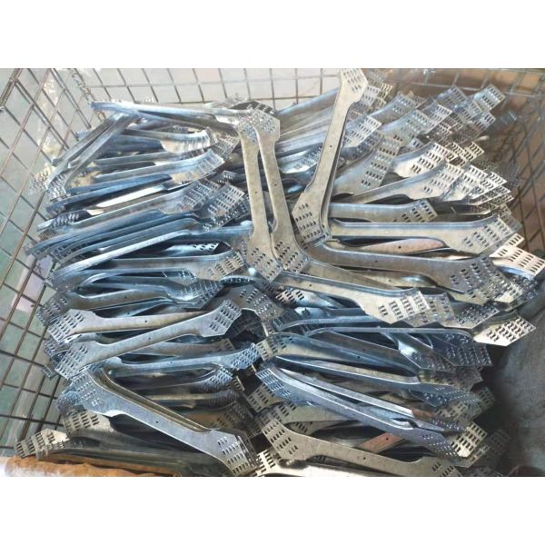 Web Building System Roof Truss Joist with Galvanized Metal Arches and 1.2mm Thickness