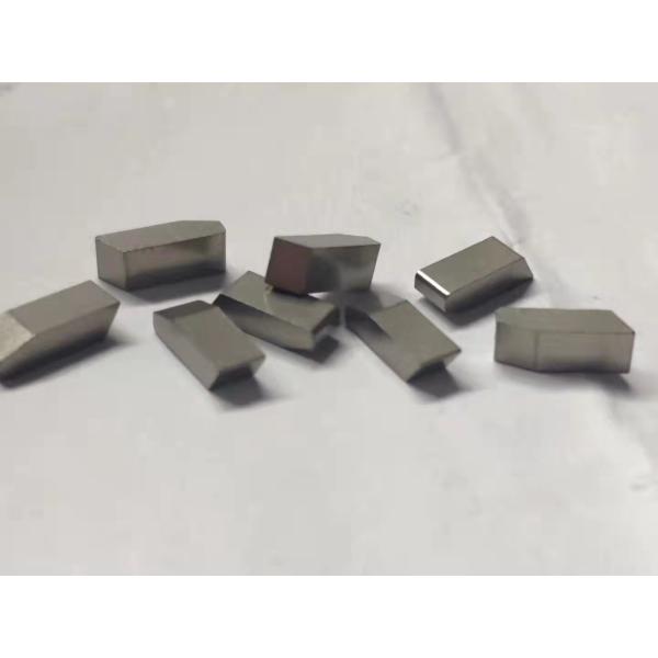 YG3 YG6X YG6 YW1 Tungsten Carbide Saw Tips Nickel Coated Gray Sintered