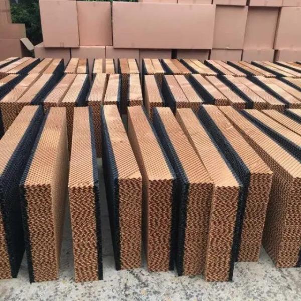 Chicken House Poultry Farm High Water Resistant Outdoor Cooling System for Chicken House Evaporative Cooling Pads