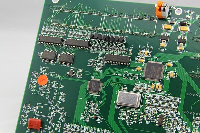 2-Axis Digital Readout System with EMC Design, Linear Compensation, and Noise Immunity, Model XH-2E