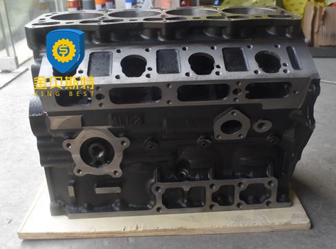 ISUZU 4LE2 D Diesel Engine Cylinder Block / Excavator Engine Replacement Parts