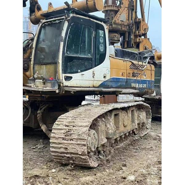 Continuous Flight Augering Foundation Drill Rig Convenient Operation