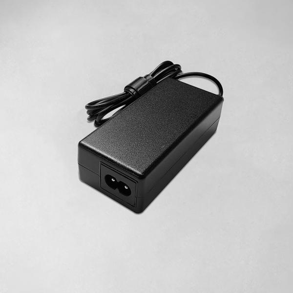 DC Jack 12V 2A Desktop Power Adapter Distributor ABS+PC Material
