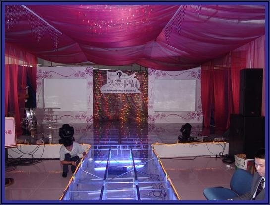 1.22*1.22m High Hardness 18mm Acrylic Stage Platform 380KG/square Meter