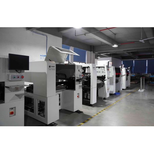 Full Automatic PCB Making Machine CHM-861 PCB Assembly 8 Heads 100 Feeders