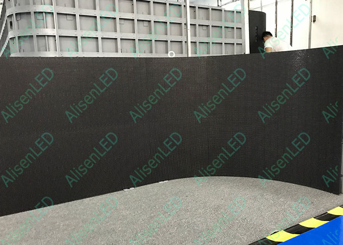 Outdoor Flexible LED Screen IP68 P2.54, 2.97mm,3.1mm,3.8mm,3.9mm,5mm Curved Video Screen