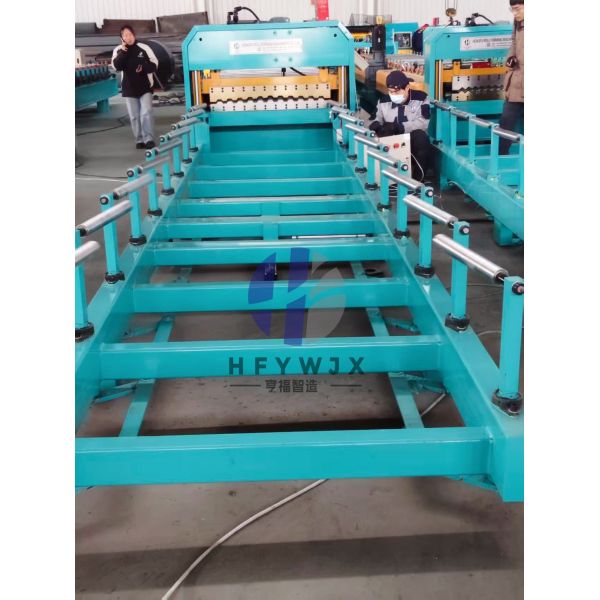 Fully Automatic Palletizing Machine With PLC Control System 280mm Heavy Duty Channel Steel Frame