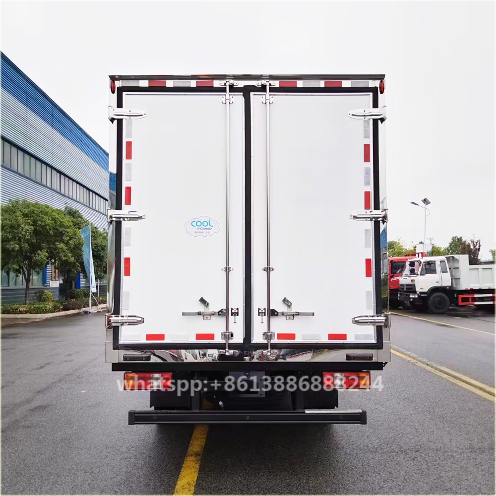 Factory Direct High Quality White I Suzu Refrigerator Truck Chilled Truck Freezer