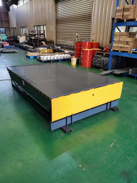 Quality Electric Dock Leveler Improve Efficiency  And Save Labor Cost. for sale