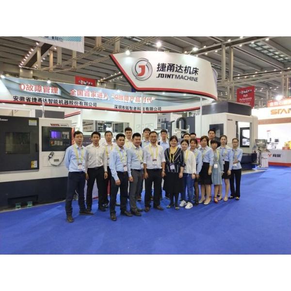 Large Industrial CNC Vertical Machining Center 1500 * 700mm Table High Precision