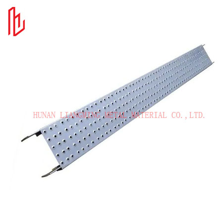 Metal Catwalk Scaffolding Boards With Hook 240*45mm BS1139 EN12811 Standard