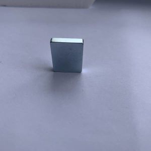 ISO9000 Permanent N38 NdFeB Magnet Sintered Generator Neodymium Magnet