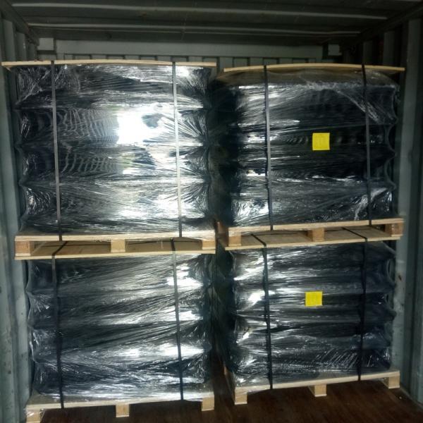 Puzzle Edge Rubber Interlocking Floor Tiles Red / Blue Composite Rubber Flooring