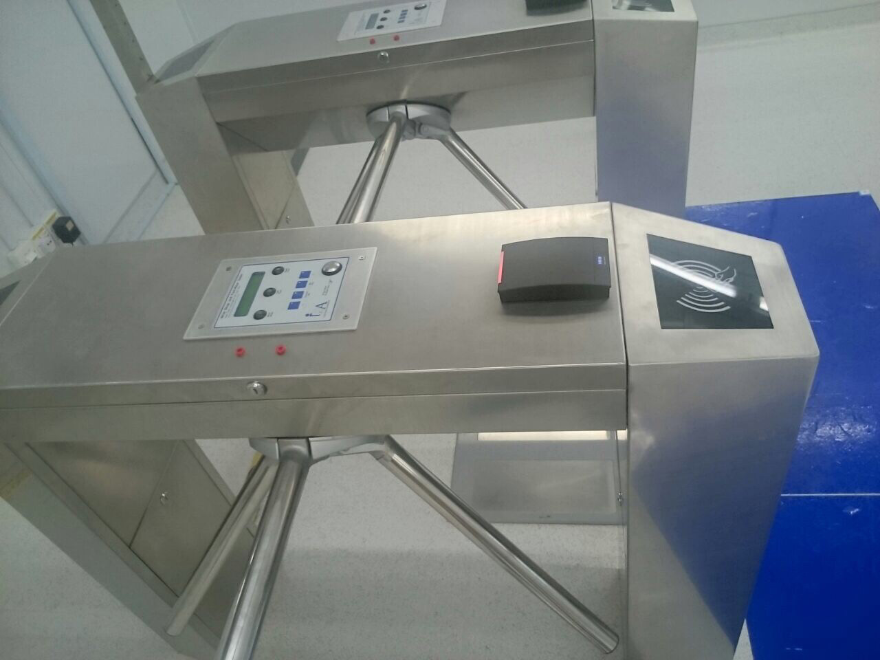 Buy cheap Customized Dustproof Swing Gate Turnstile , TCP / IP Swing Arm Barriers product