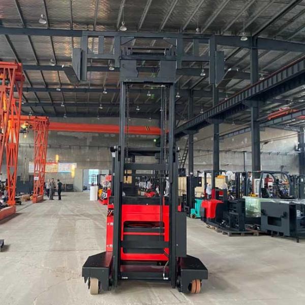 2500kg CQD25S-45 2.5T Multi Direction Seated Forklift Triplex Mast 6m