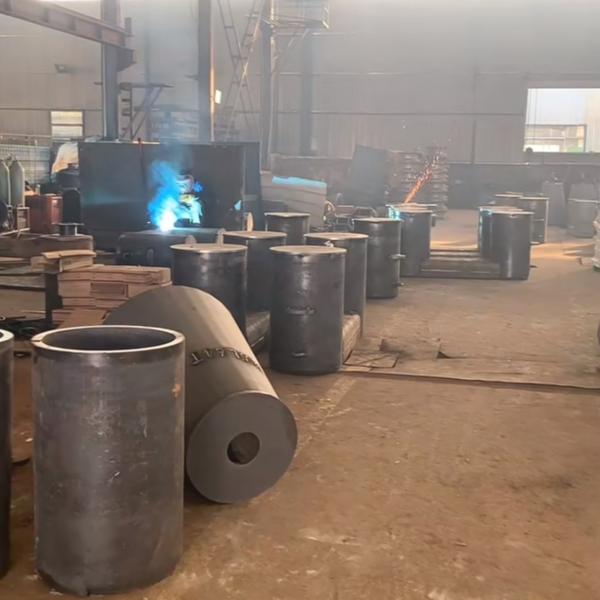 1000KN Tee Type Cast Iron HT200 Boat Bollard Ship's Bollard Polished For Boats