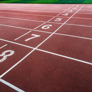 Spike Resistant Permeable Sandwich System Running Track Aging Resistance