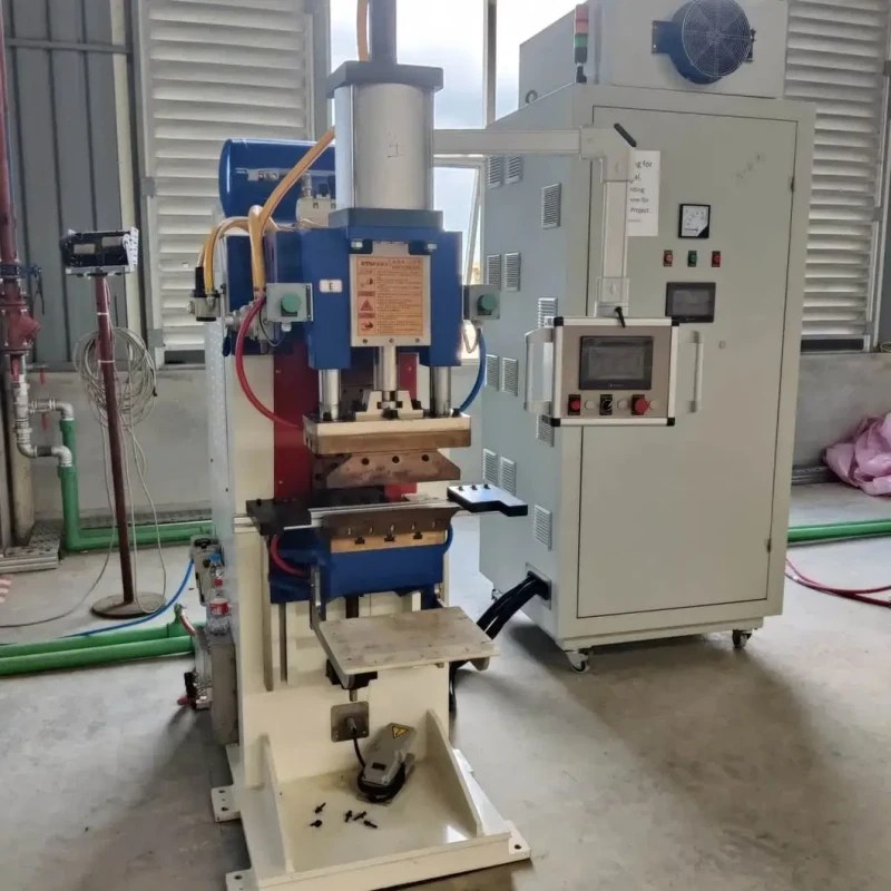 Automatic loading and unloading oven production line