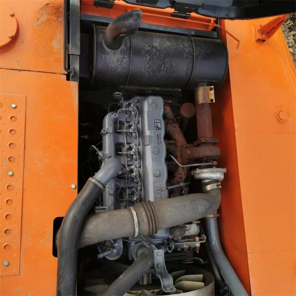 Global Best Seller Good Construction Second Hand Hitachi ZX240-3 Used 24 tons Crawler Digger In Stock