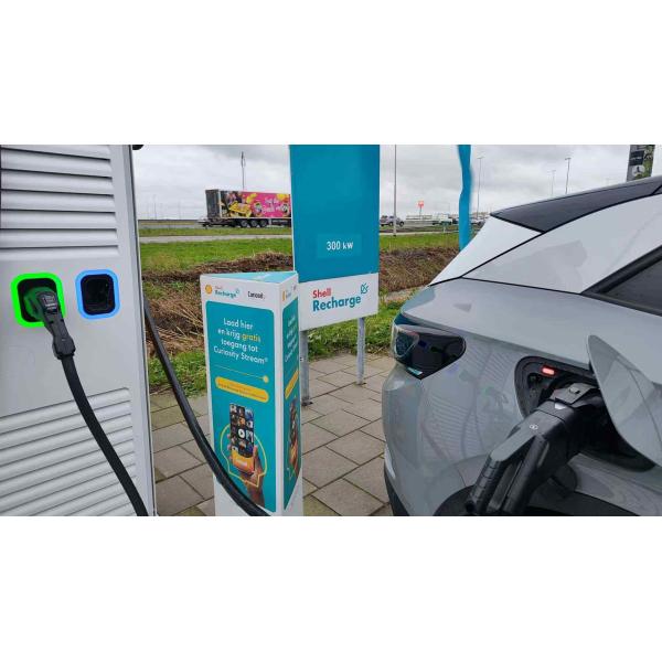 Electric Vehicle Charging NACS Tesla To CCS2 Adapter , AC DC EV Charger Connector