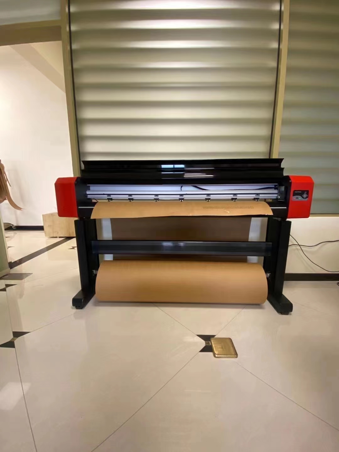 150-200W Power Consumption 190-250cm Inkjet Printing Plotter with 350ml Big Ink Tank