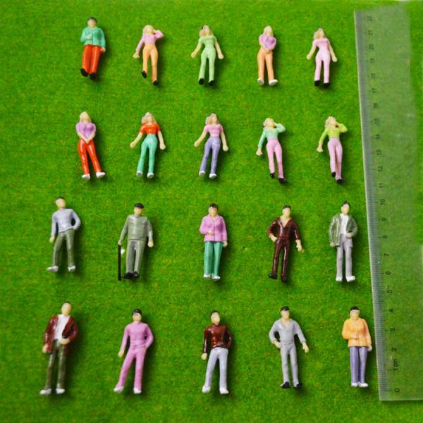 1/42 scale model paited color figures ABS plastic 4cm for model train layout passengers architecture