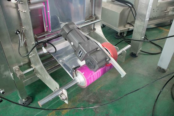 99% high accurately Filling Machine grain sugar coffee bean,rice ,sachet,snack,salt packaging machine