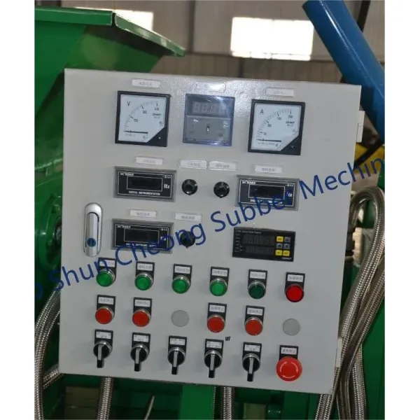 Hot Feed Rubber Extruder Strainer Machine