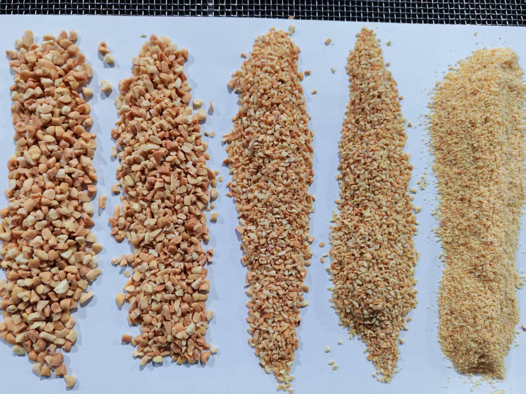 500kg/h-1000kg/h Four-stage Peanut Chopping Machine for Nut Processing Plants