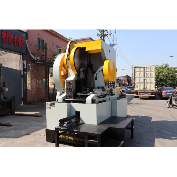 Fully Automated Straightening-Cutting-Threading Machine: Boost Production Efficiency