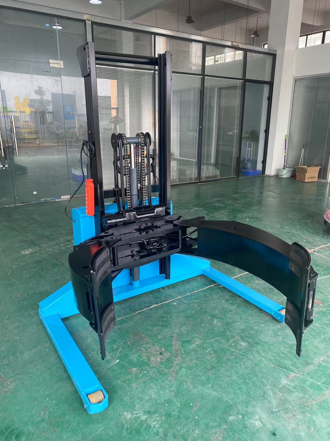 Paper Roll Forklift Paper Roll Lifter Rotation 90 Degree 180 Degree 360 Degree Electric Forklifts