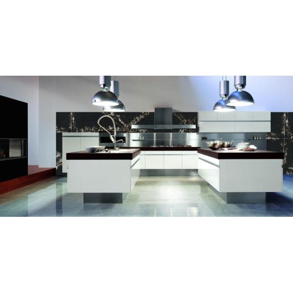 Black Calacatta Quartz Stone