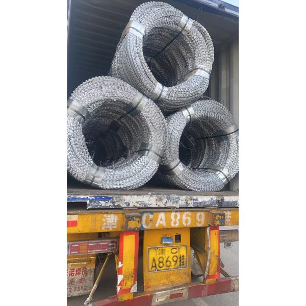 concertina razor wire