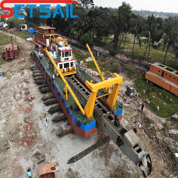 Dredge Machine Sand Pumping Cutter Suction Dredger Price
