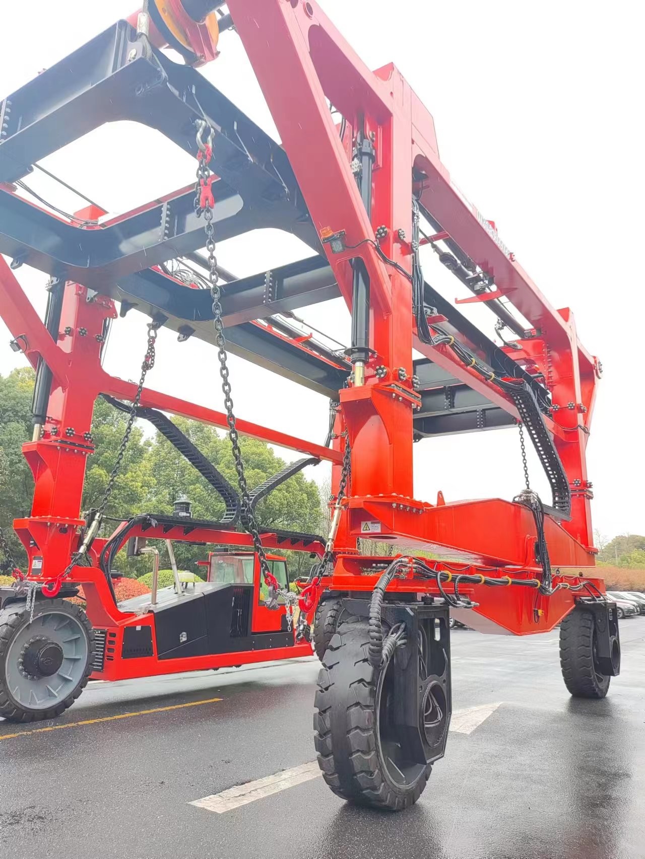 40T Industrial Straddle Carrier Truck 7km/H 3km/H With Remote Control