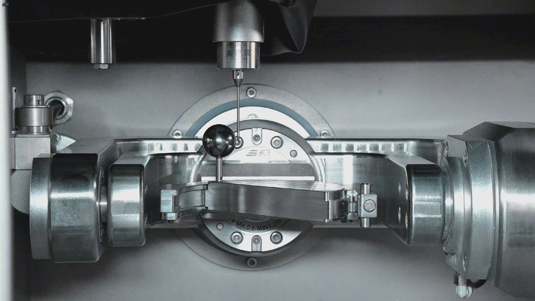 Compact 5-Axis Milling Machine LMM-5 with Dry Wet Switching for Wax PMMA Processing